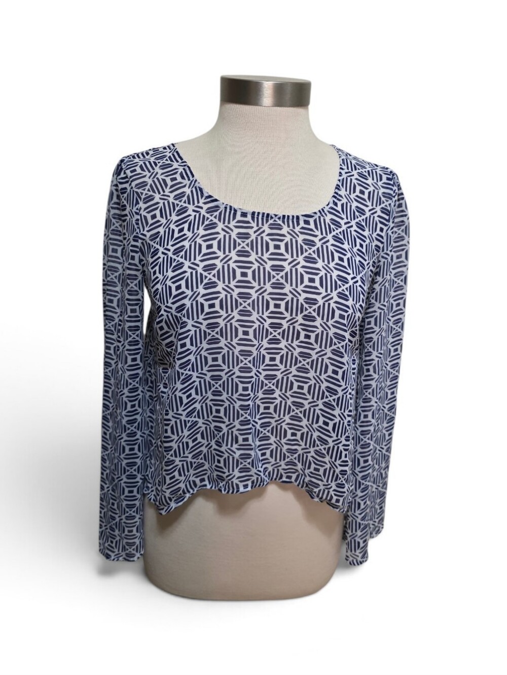 Blu Pepper Sheer Top Size Small